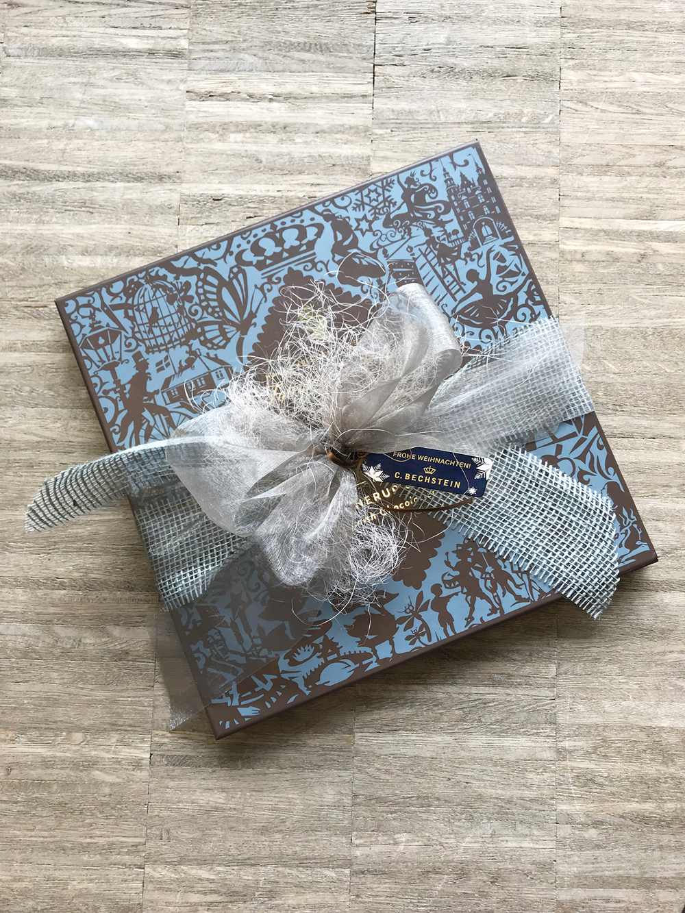 Deluxe Verpackung für ihr Schockoladengeschenk Deluxe Verpackung für ihr Schockoladengeschenk